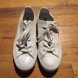 Pebbled Leather Low Top Converse