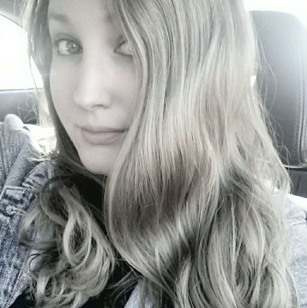 Meet your Posher, Kim