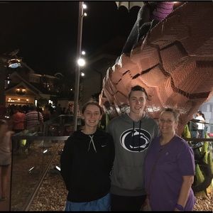 Meet your Posher, Thomas