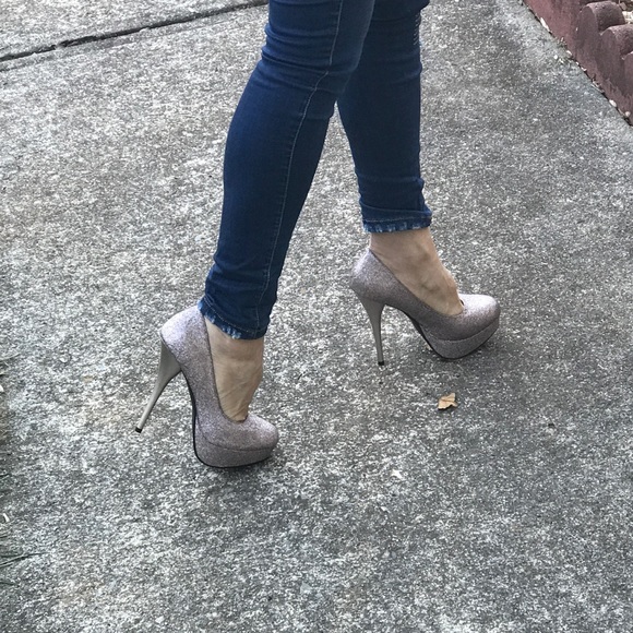 Sparkling stilettos - Picture 2 of 4