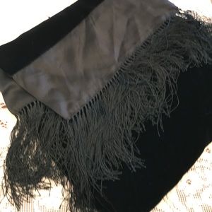 Black velvet shawl