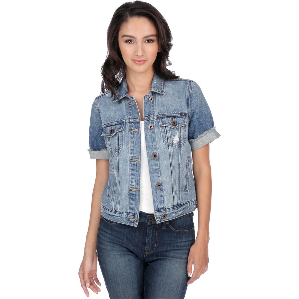  Lucky brand jean jacket 