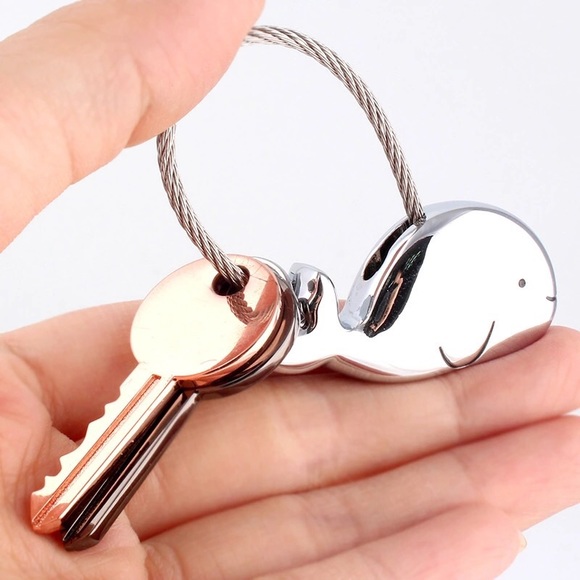 KISSING WHALES KEY RING SET - Picture 5 of 8