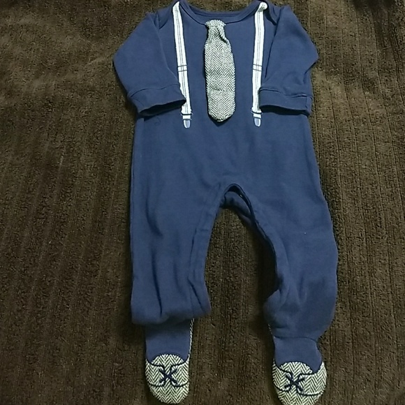 Baby Boys 9 Month Mock-Suspenders Footed Coverall - Picture 2 of 3
