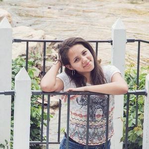 Meet your Posher, Makayla