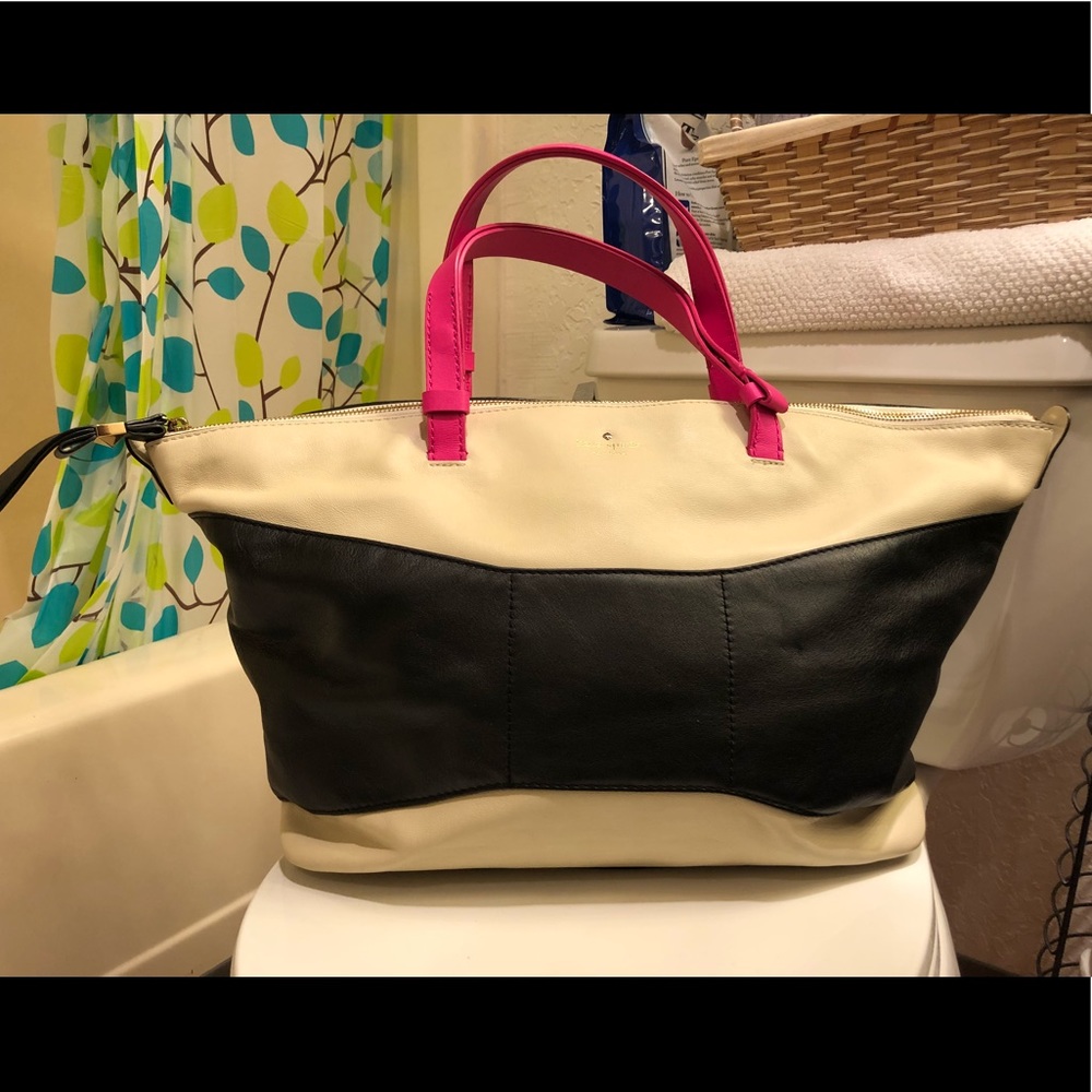kate spade tote bow bag.