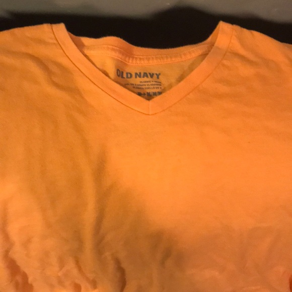 Orange tee shirt v neck - Picture 2 of 2