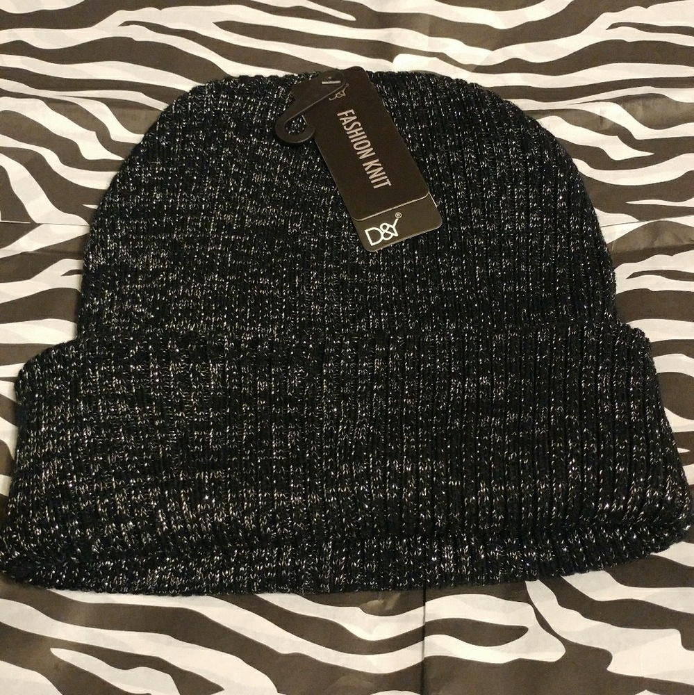 ⚫️⚫️ D&Y Ribbed Metallic Toboggan⚫️⚫️