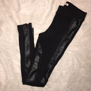 Leather panel leggings