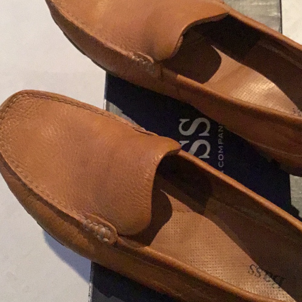 Men’s shoes