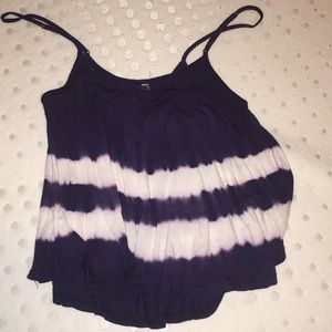 Purple/blue crop top