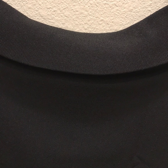 Elie Tahari off shoulder top - Picture 2 of 3