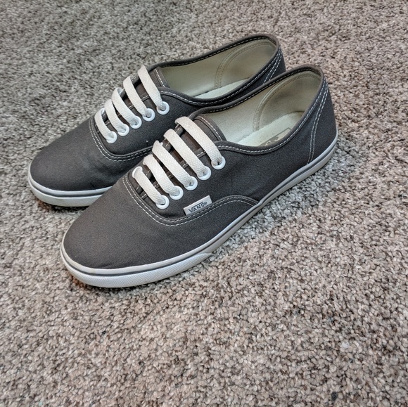 Vans Shoes - Vans Authentic Lo Pro