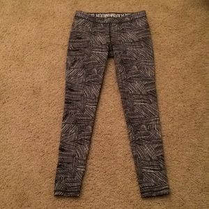 Patterned Under Armour leggings with leg graphic