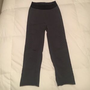 Grey Lululemon Crop Leggings