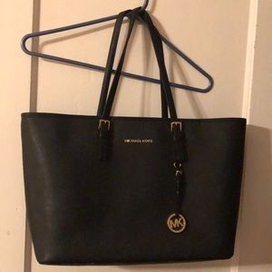 Michael Kors large jet set tote