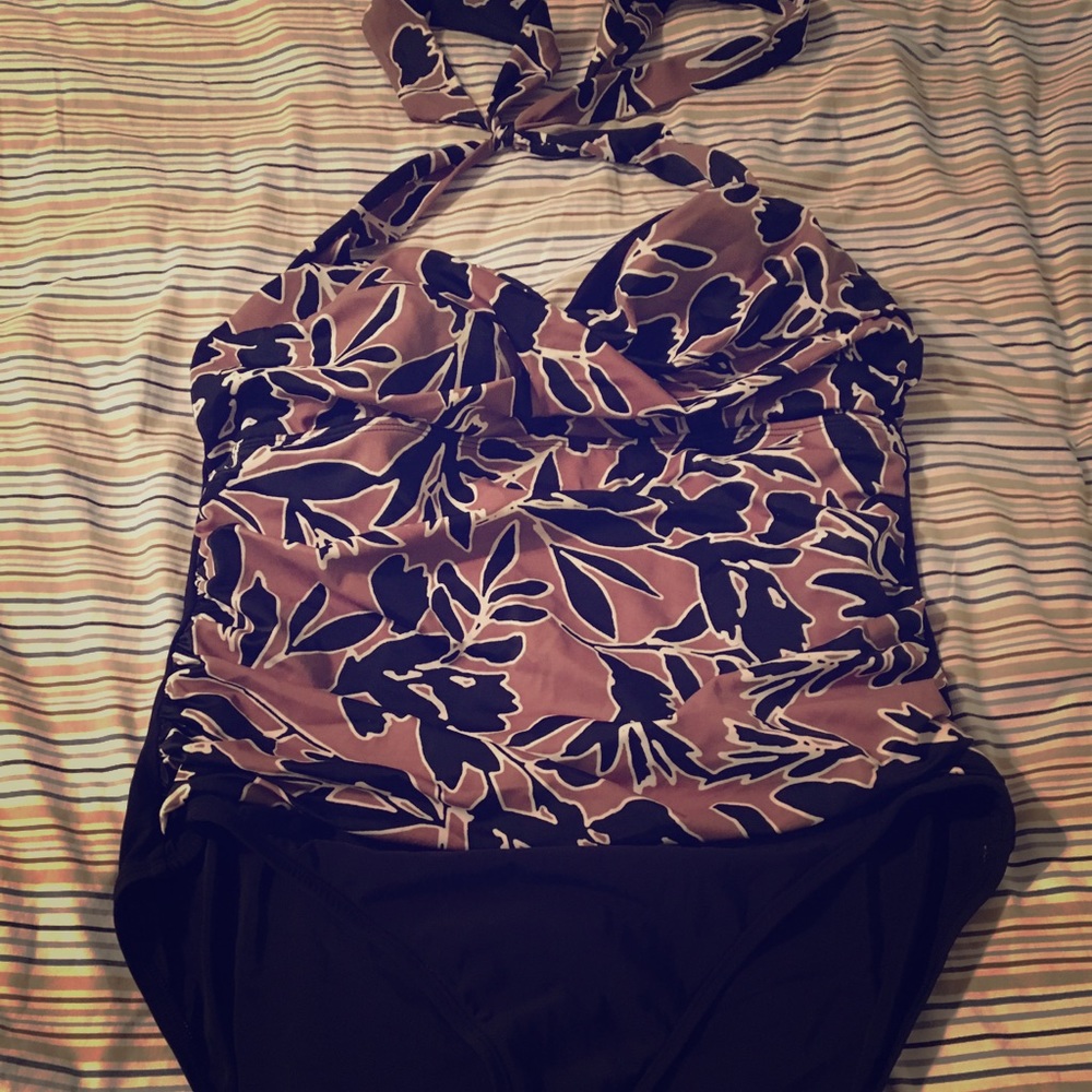 🍍One piece bathing suit brown and black halter