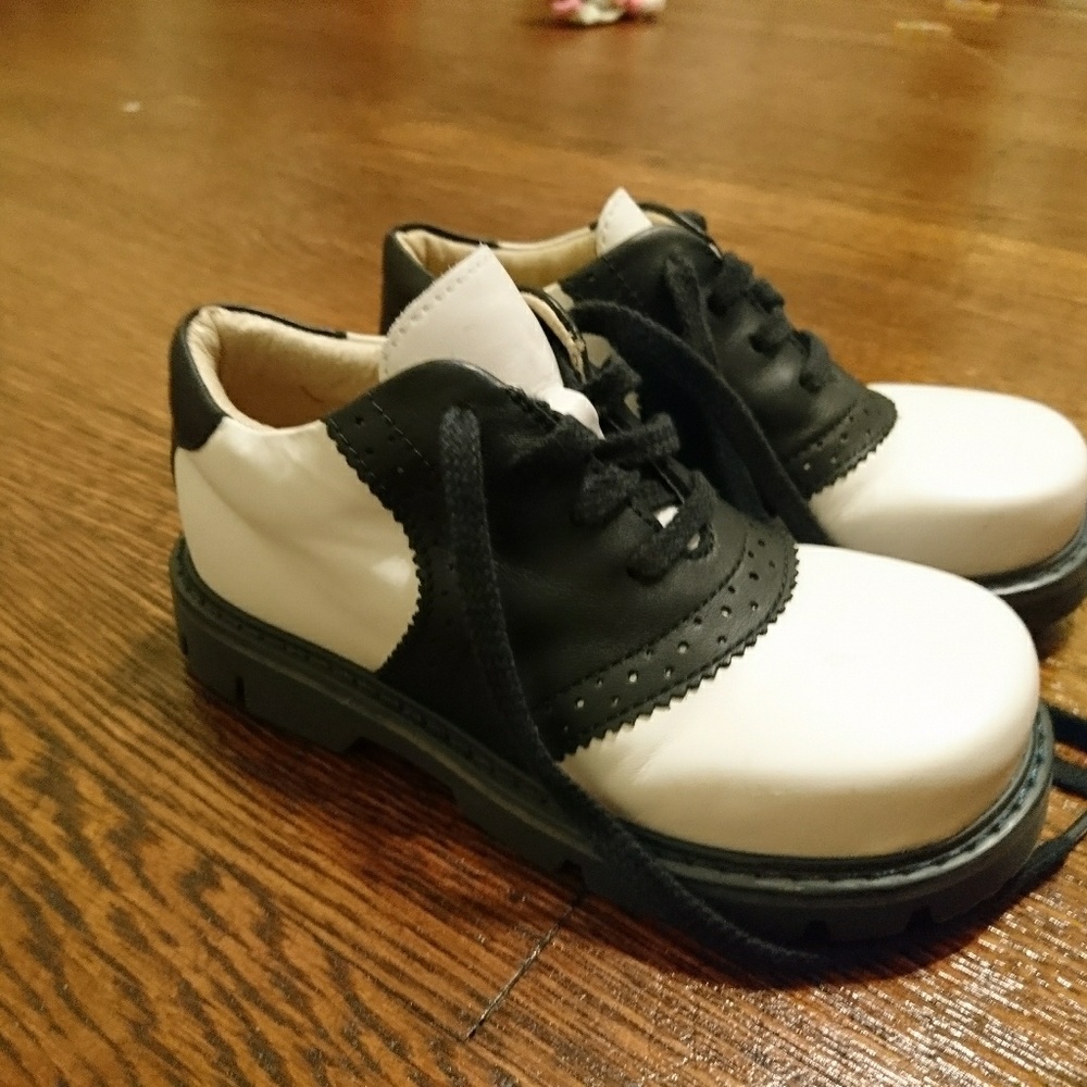 All leather Toddler shoes