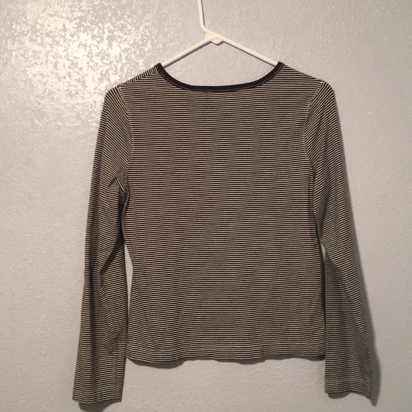 Top - Picture 2 of 2