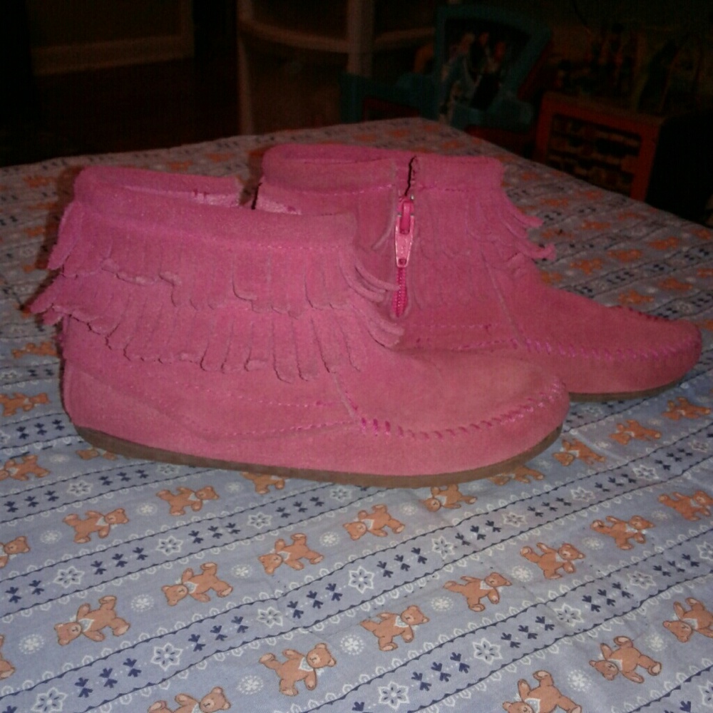 Minnetonka Fringe mocassins