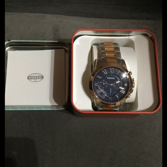 New Men's Fossil watch - Picture 2 of 3