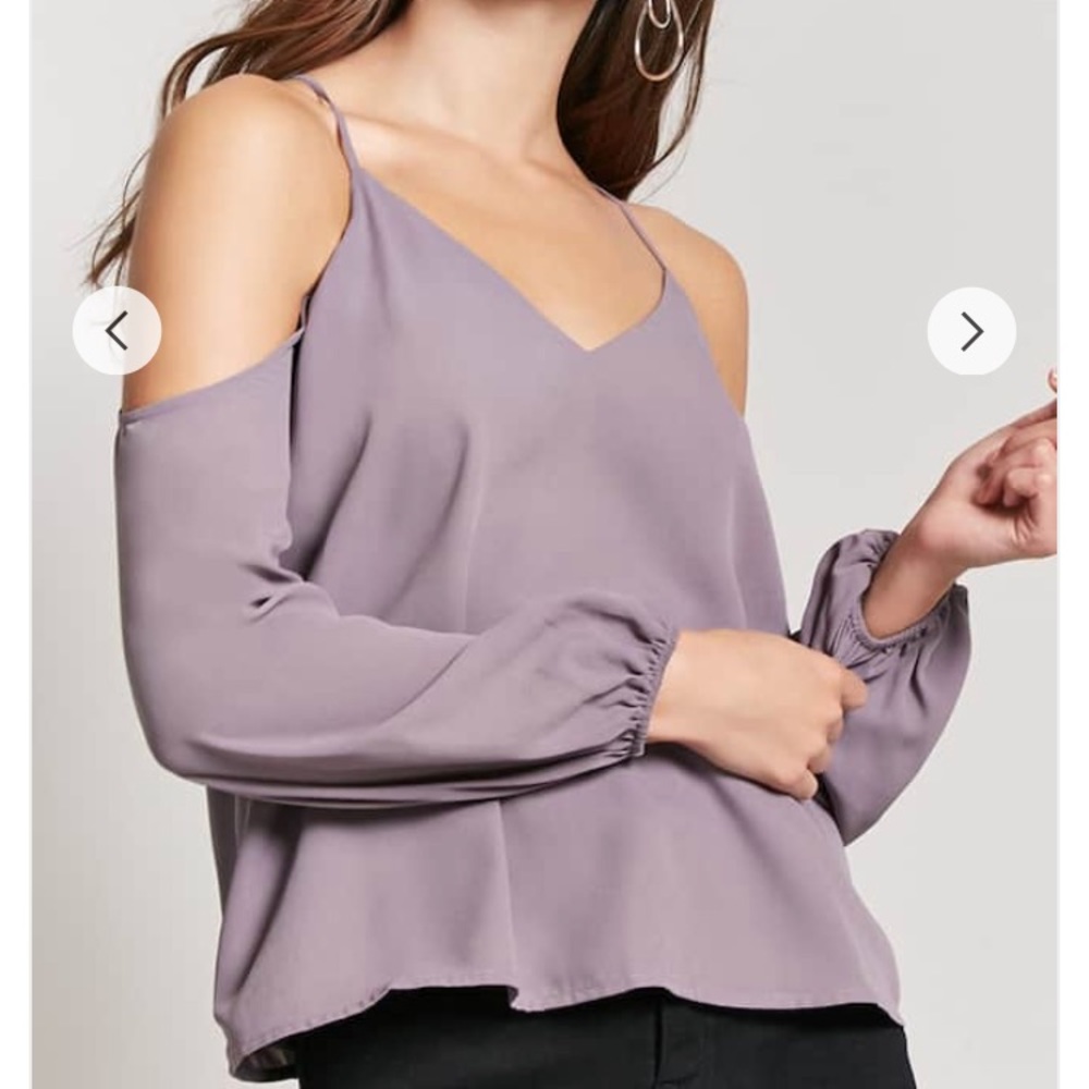 NWT Shoulders cut out shirt
