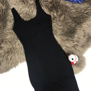 Body con tight sleeveless  dress