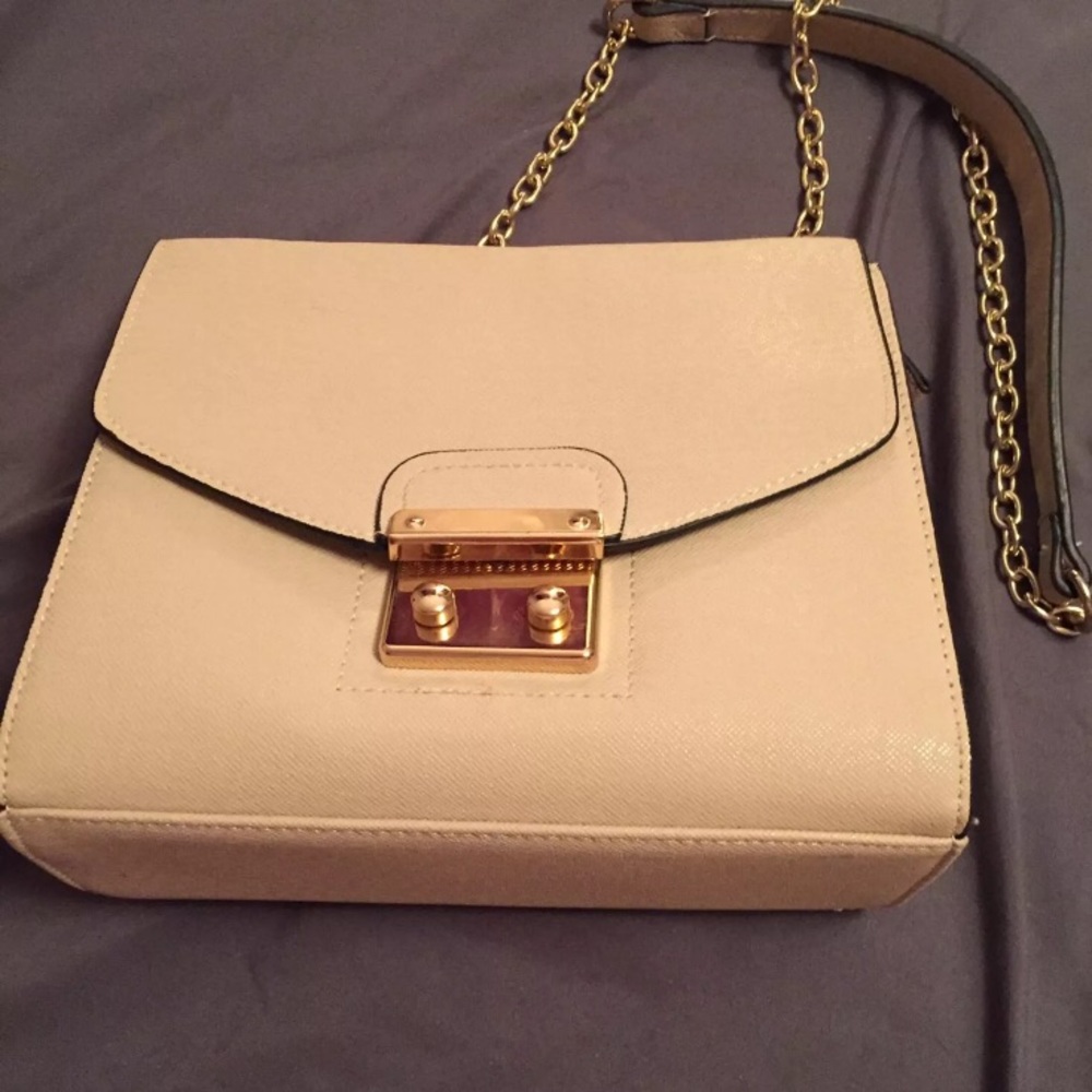 Shoulder bag