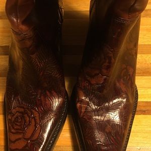 Antonio Melani Leather Boots