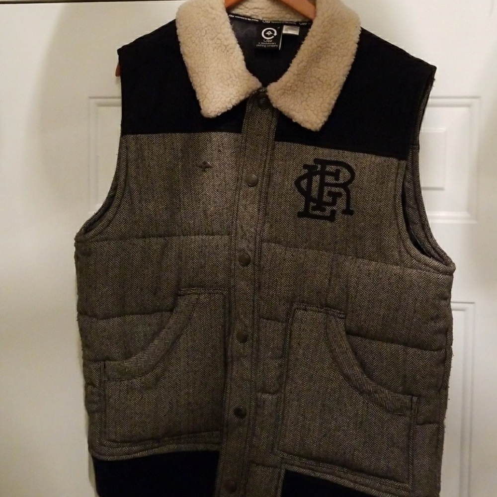 Man's vest