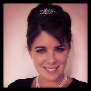 Meet your Posher, Elizabeth