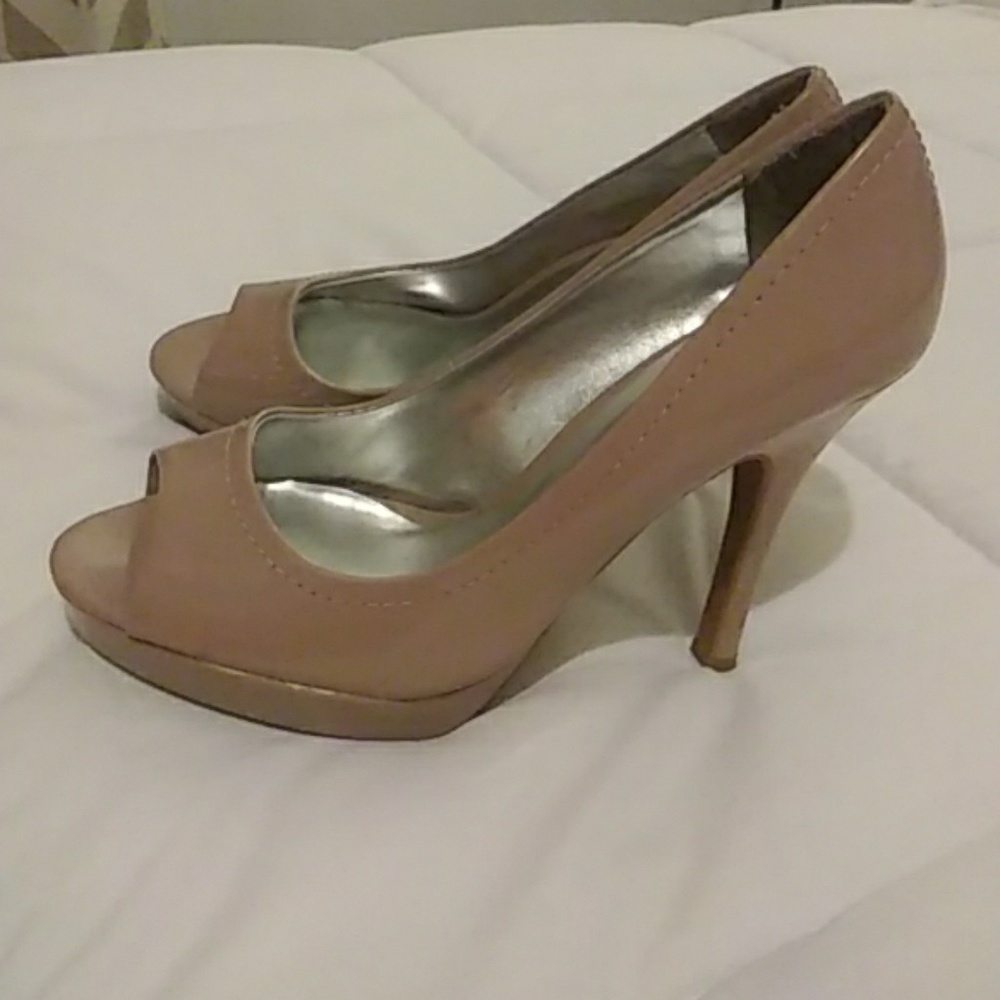 Candies Nude High Heels - Picture 2 of 3