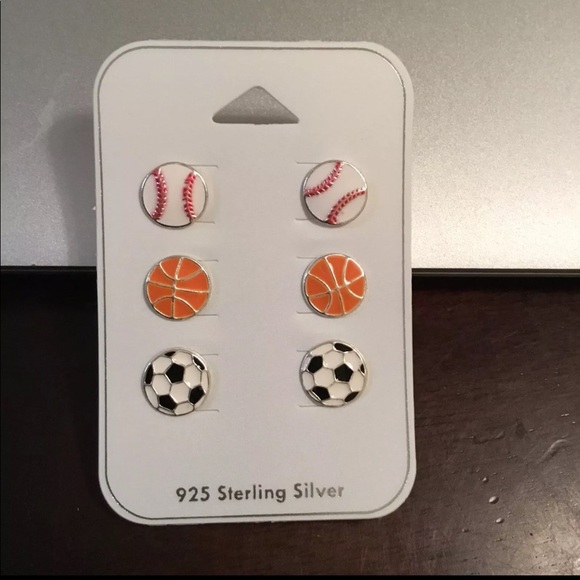 Other - 💯%925 Sterling Silver Earrings