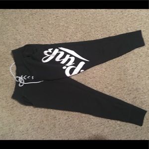 Green VS PINK sweats