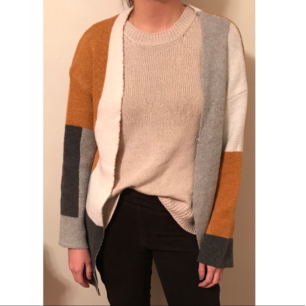 MULTICOLOR SWEATER. NWOT!