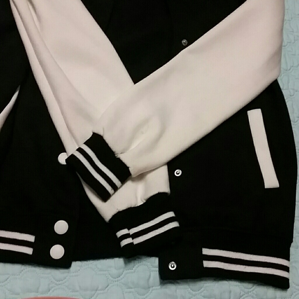 Jacket - Picture 3 of 3
