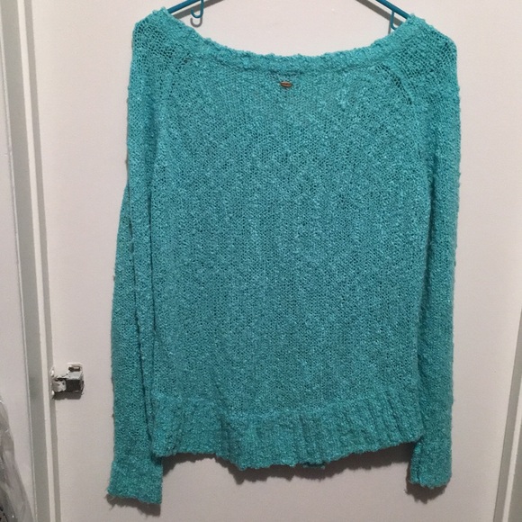 Sweater with front cut out design - Picture 2 of 2