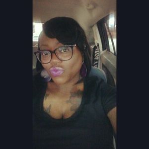 Meet your Posher, Lanetra