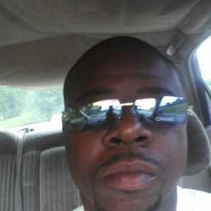 Meet your Posher, Derrick