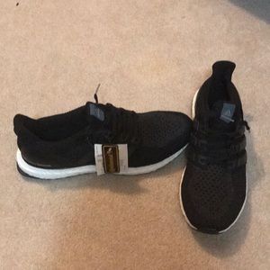 Black Ultraboost