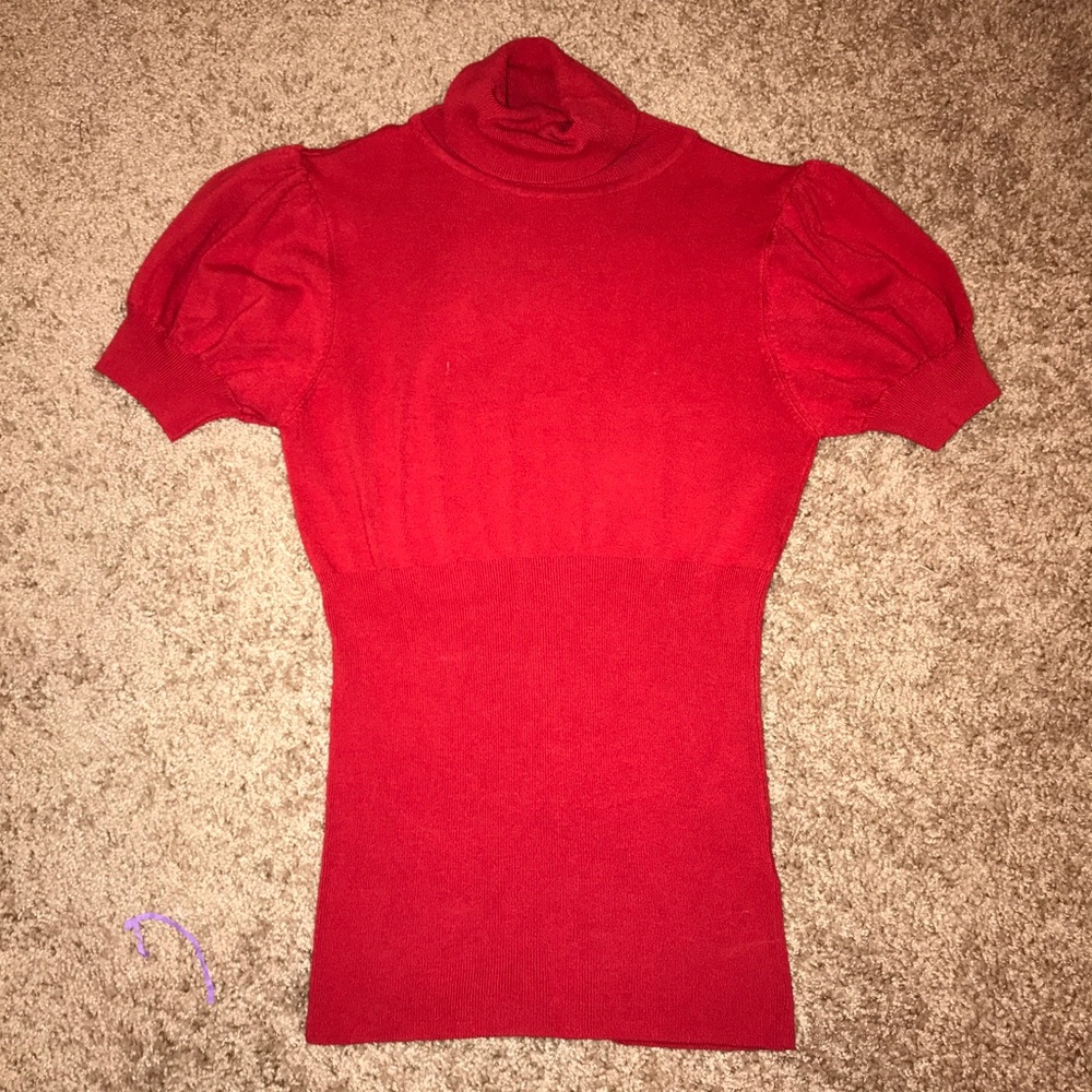Brand New top with key hole in back
