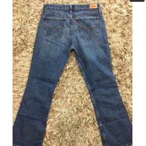 Super low 518 Levi’s size 9 medium