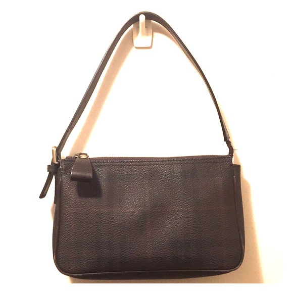 Burberry Handbags - 🌿AUTHENTIC Mini Burberry Hand Bag