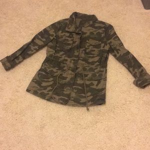 Old navy camouflage cinched jacket