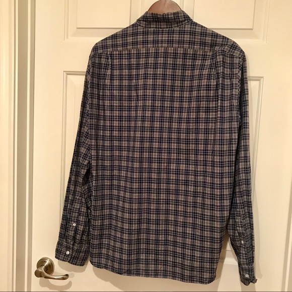 J.Crew Men’s Slim Secret Wash Button Down - Picture 4 of 5