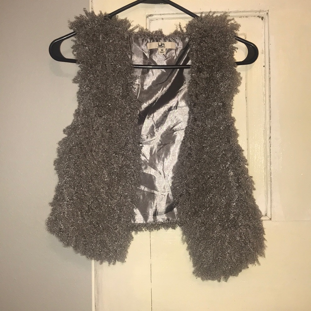 Gray vest women’s medium