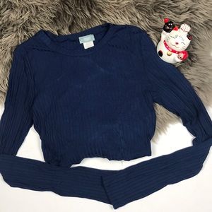 Cross back long sleeve crop top