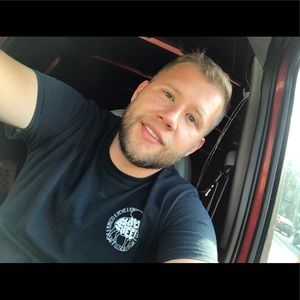 Meet your Posher, Robert