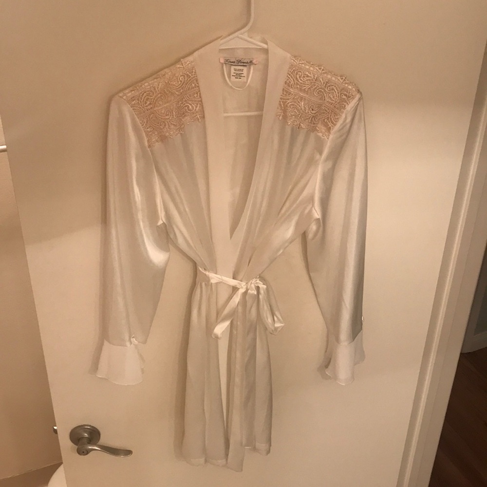 Bridal silk white long sleeve robe, size S/M
