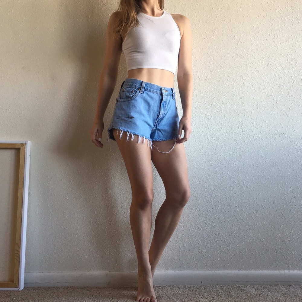 Levi’s Cutoffs Jeans